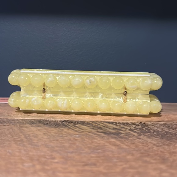 Cult Gaia Eos Clutch - Picture 7 of 10